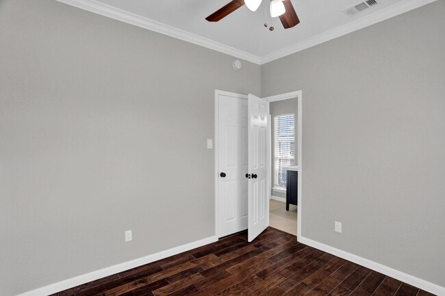 Building Photo - Coppell Cul-De-Sac living.  Ready Now!