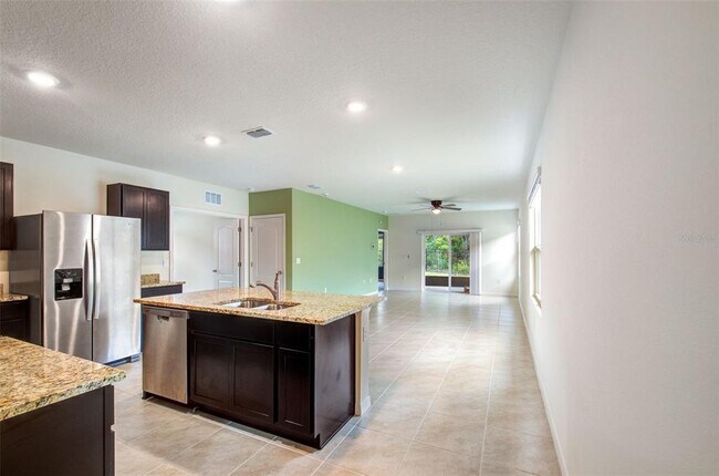 Building Photo - 2164 Big Bend Ave