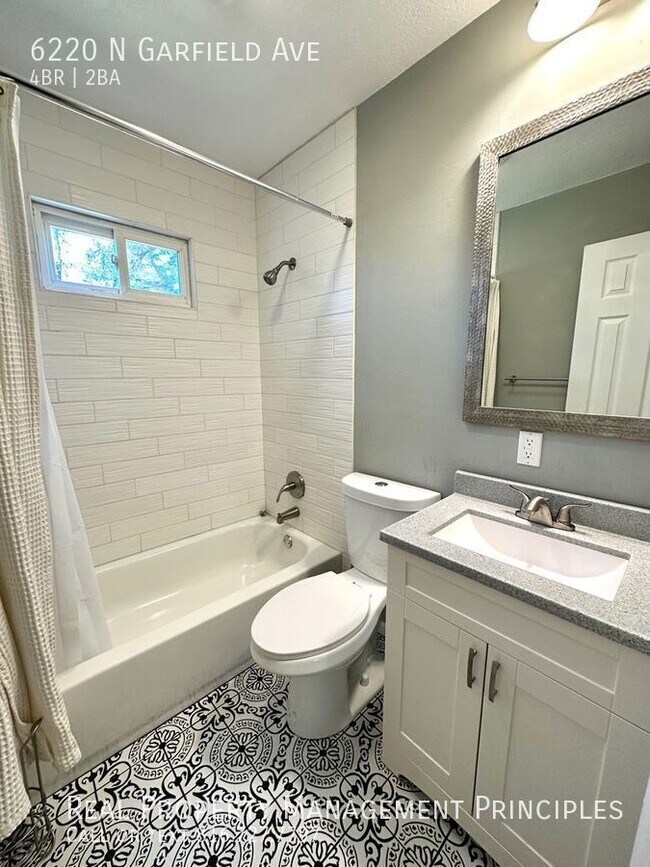 Building Photo - Completely Renovated 4 Bedroom home with b...