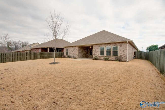 Building Photo - 407 E Mossyleaf Dr SW