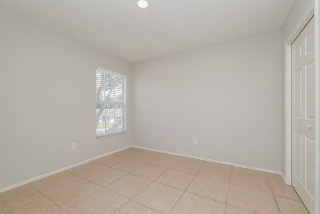 Building Photo - 8723 Morrison Oaks Ct