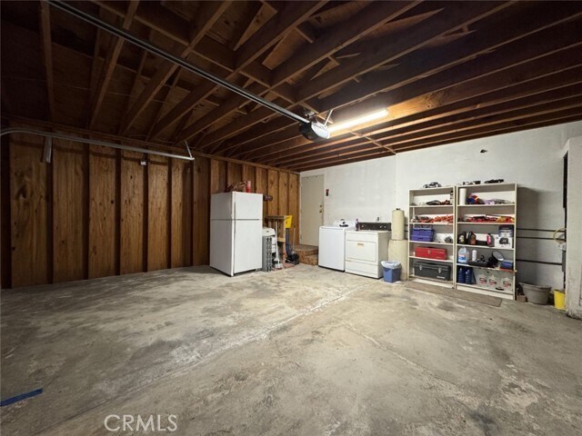 Building Photo - 11050 Keswick St
