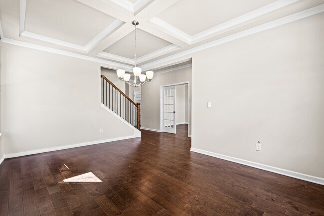 Building Photo - 2635 Ridge Manor Dr