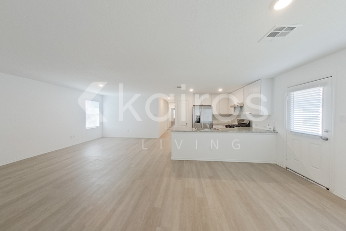 Building Photo - 4105 Waterfall Cv