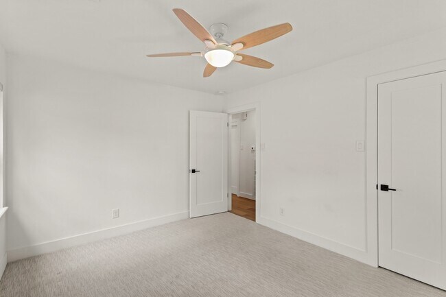 Building Photo - 1707 Imperial Crown Dr