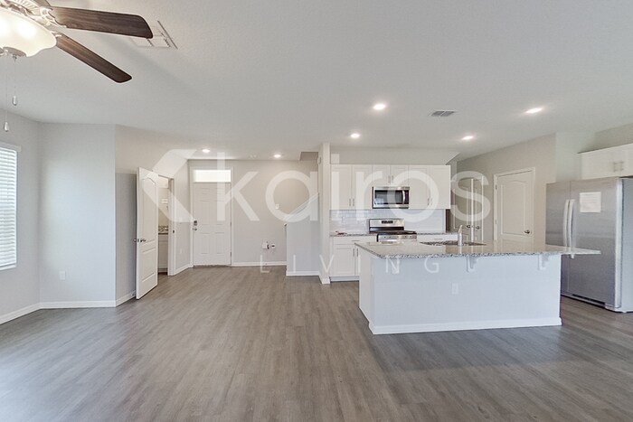 Building Photo - 32161 Katelin Cir