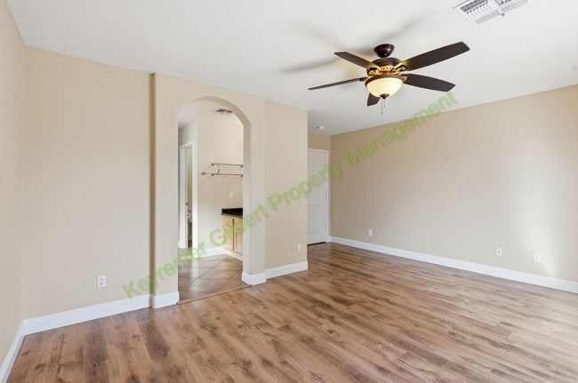 Building Photo - Charming 3-bed/2-bath Gilbert Home in Prime Location!