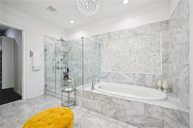 Building Photo - 1108 Briar Cove Cir