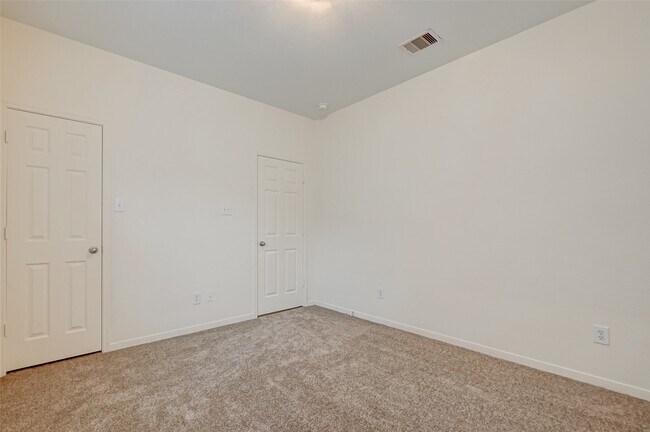 Building Photo - 18218 Barkers Green Way