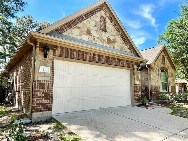 Building Photo - 11 Silver Arrow Court
