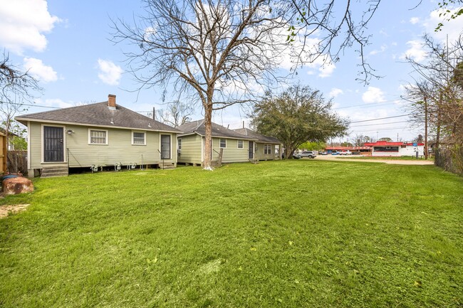 Building Photo - 2603 Nettleton St