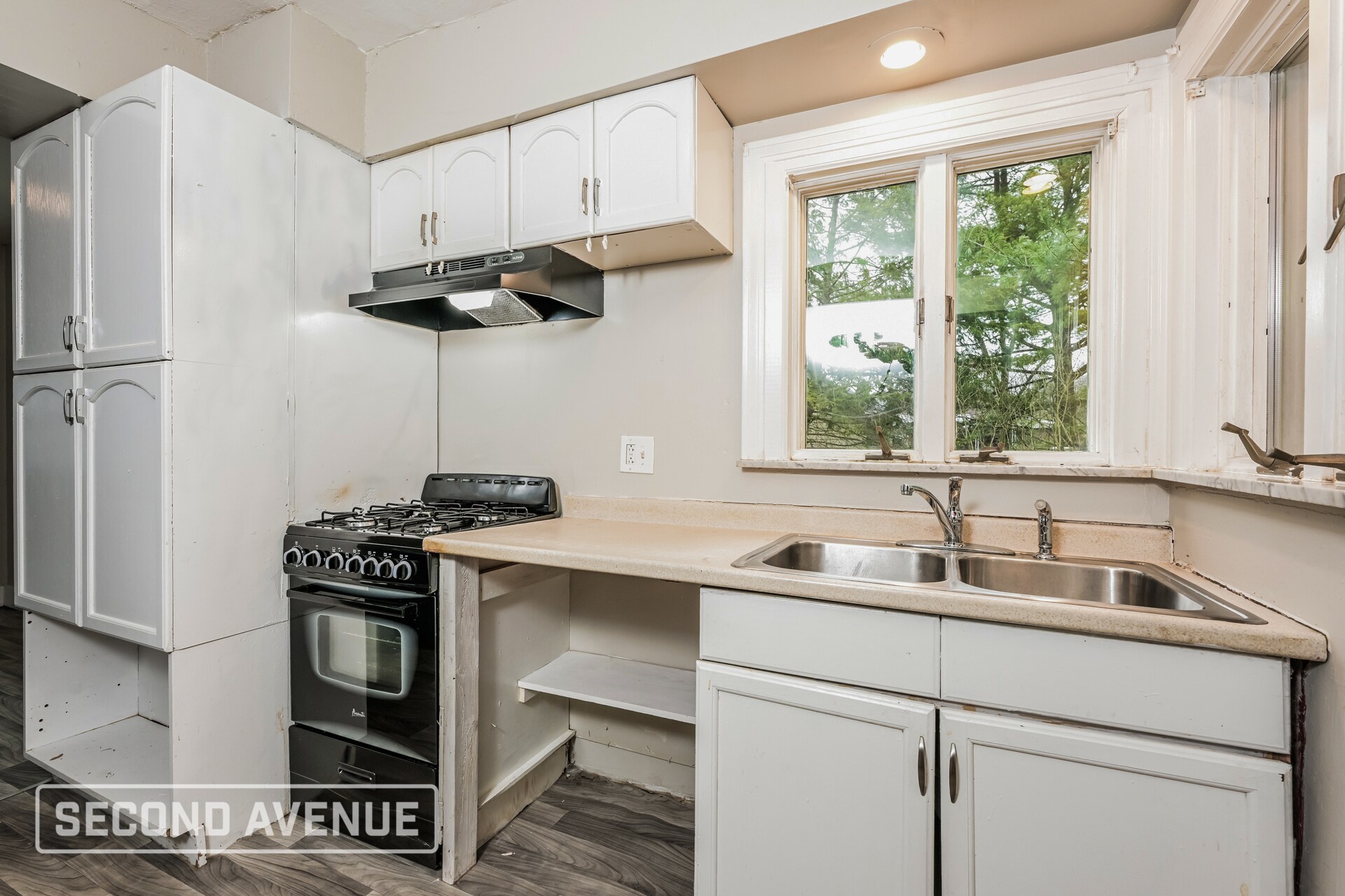 Building Photo - 1030 Franklin Dr