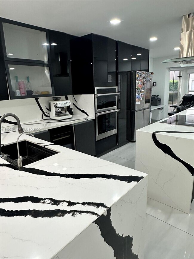 Building Photo - 1130 Oysterwood St