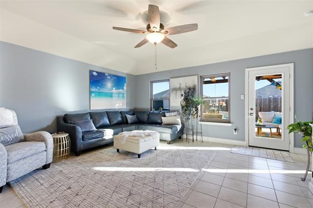 Building Photo - 1036 Decker Dr