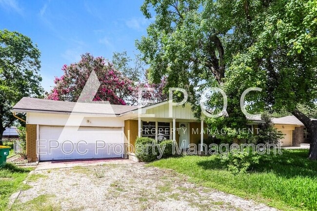 Building Photo - 118 Darden Dr