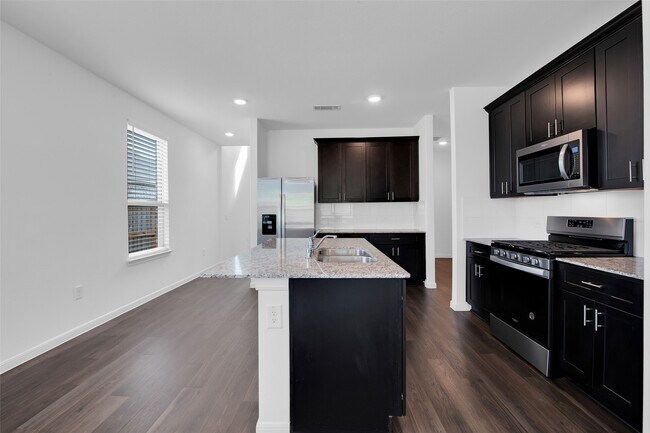 Building Photo - 14403 Cedar Ledge Ln