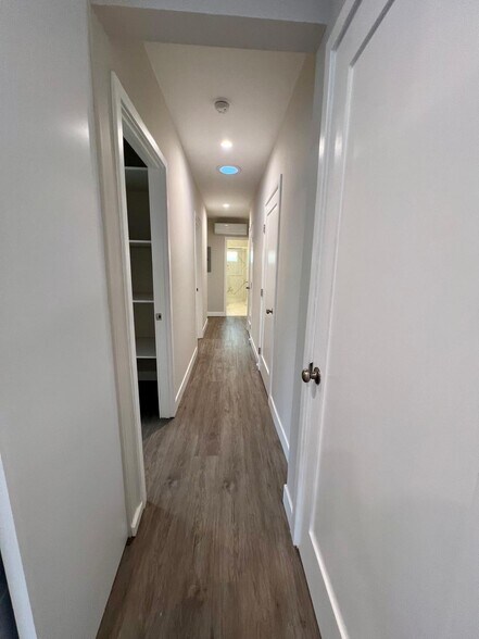 Building Photo - 4701 9th Ave