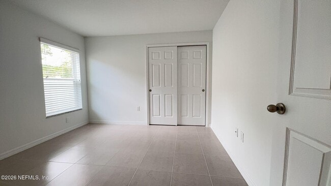 Building Photo - 4 Llobell Pl