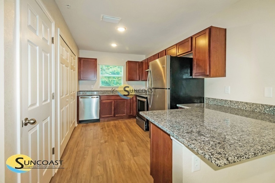 Building Photo - 9359 N Mendoza Way