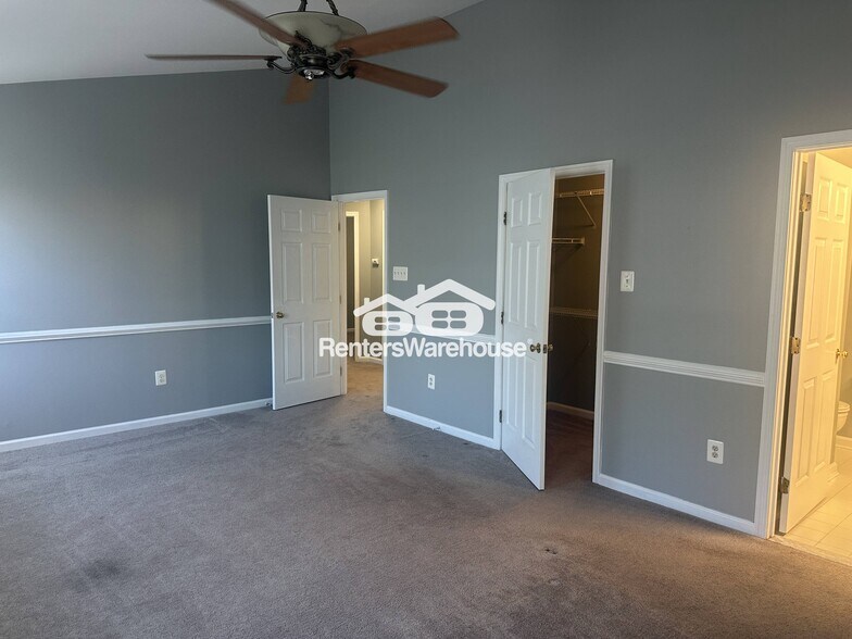 Building Photo - 5613 Harvey Ct