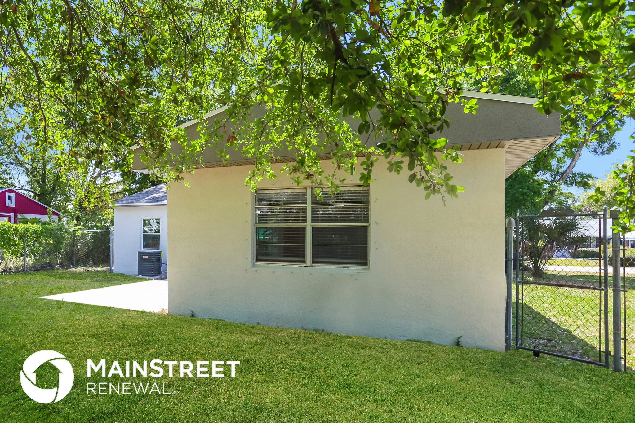 Building Photo - 3911 W Walnut St