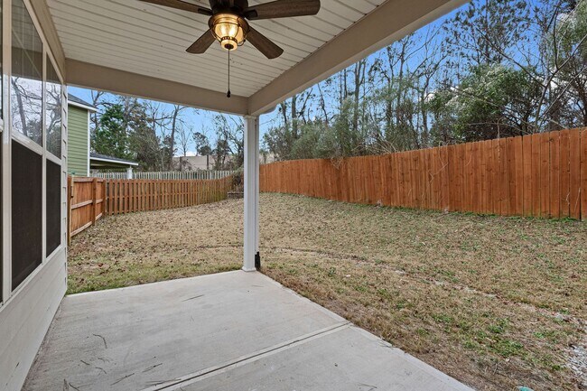 Building Photo - 473 Riley Ln