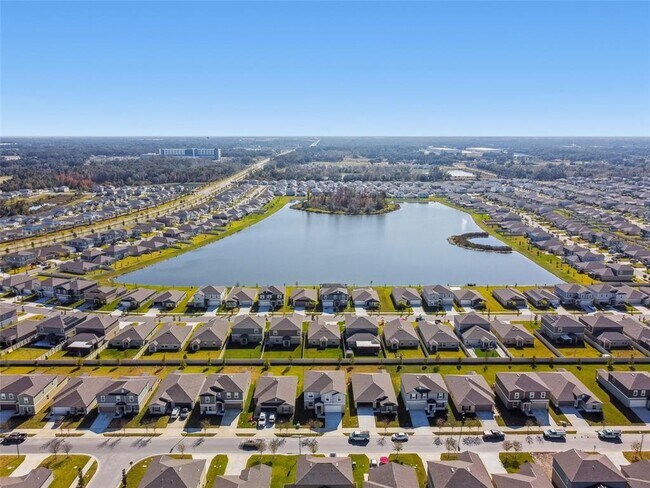 Building Photo - 1712 Tropical Oasis Ave