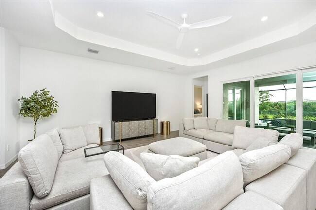 Building Photo - 17662 Santorini Ct