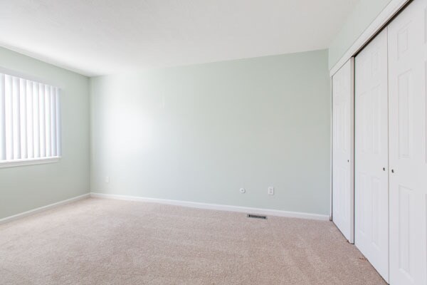 Building Photo - POOL IS OPEN !  Gorgeous 2 Bdrm Condo $2500, Central AIR !! No Smoking- small Dogs OK- WD Hookup