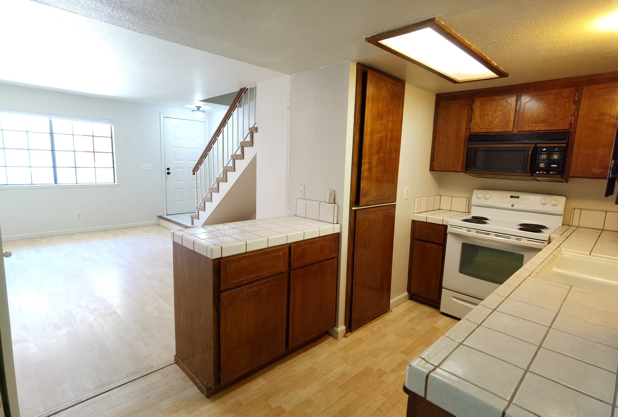 Kitchen - 396 S 11th St