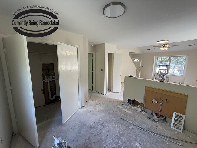 Building Photo - 1709 Hanover Blvd