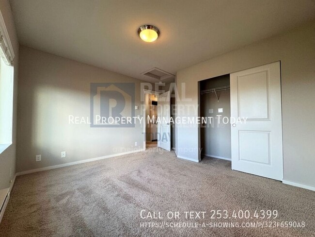 Building Photo - 303 Chelan Ave NE