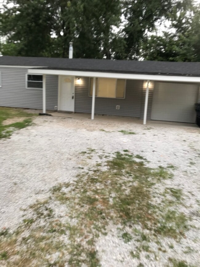 Building Photo - 29 Boles Ave