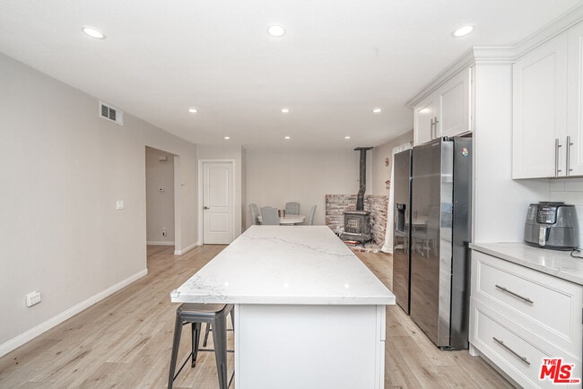 Building Photo - 29846 Grandifloras Rd