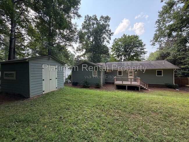 Building Photo - 3016 Butler Creek Rd NW