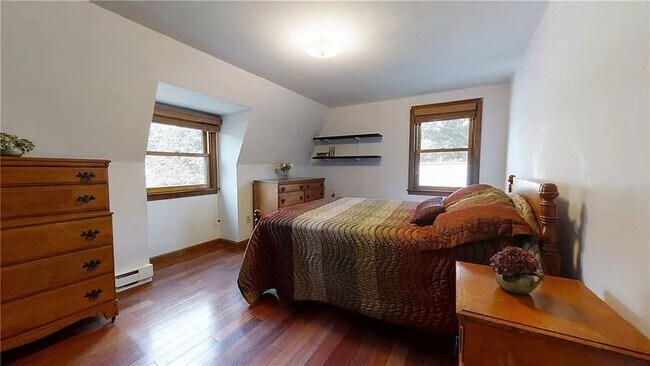 Building Photo - 119 Briarwood Dr