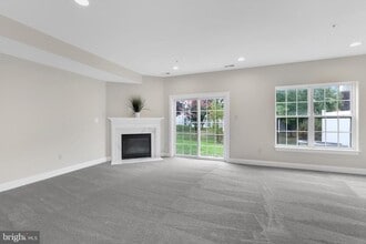 Building Photo - 9769 Northern Lakes Ln
