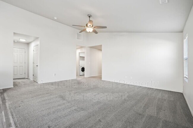 Building Photo - 17806 N Pegram Way