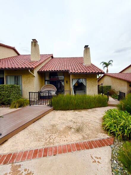 Building Photo - 1925 Alga Rd