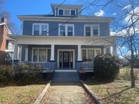 Building Photo - Great 1st Floor Apartment in Historic Home!