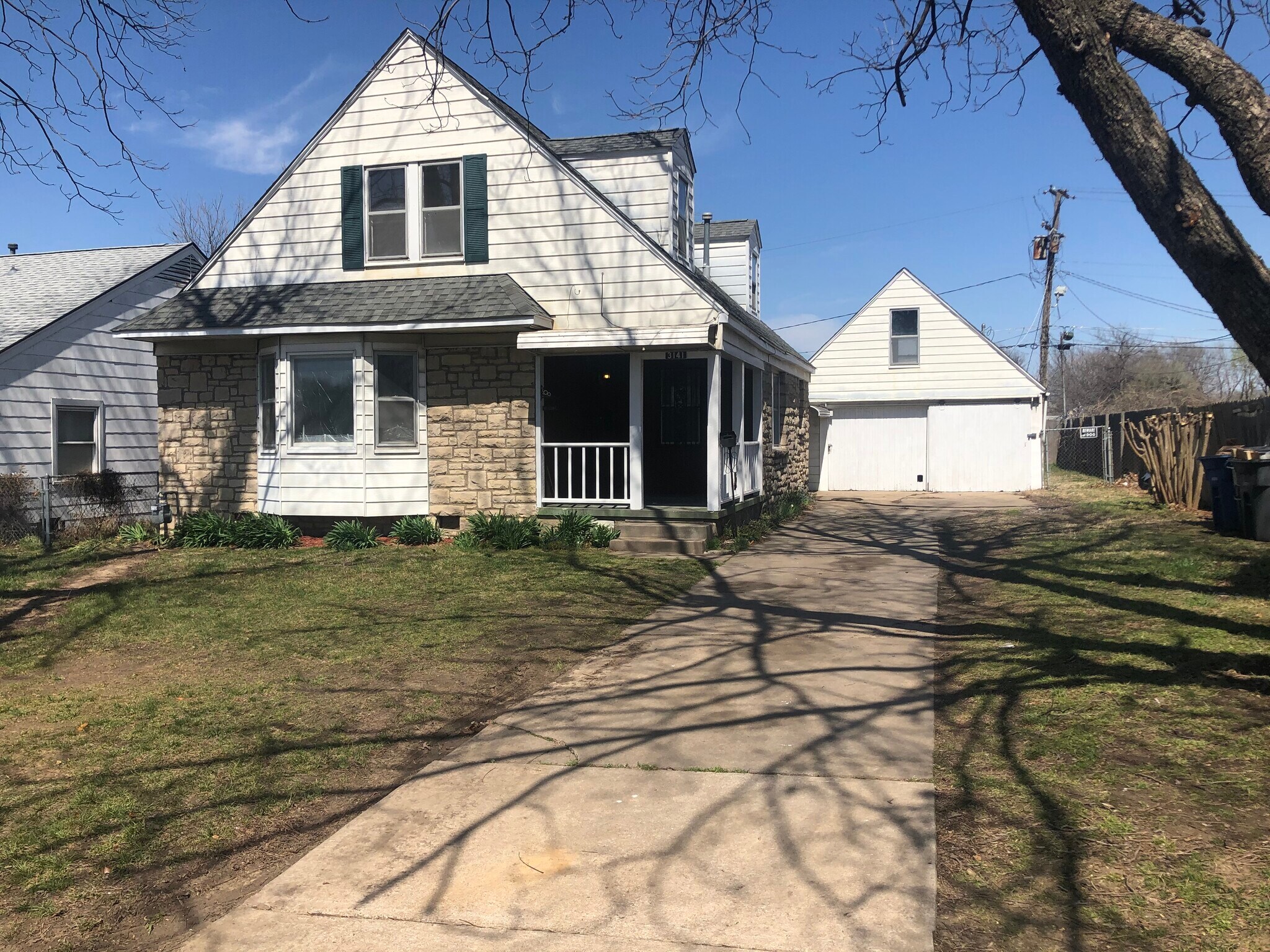 Building Photo - 3141 E Admiral Blvd