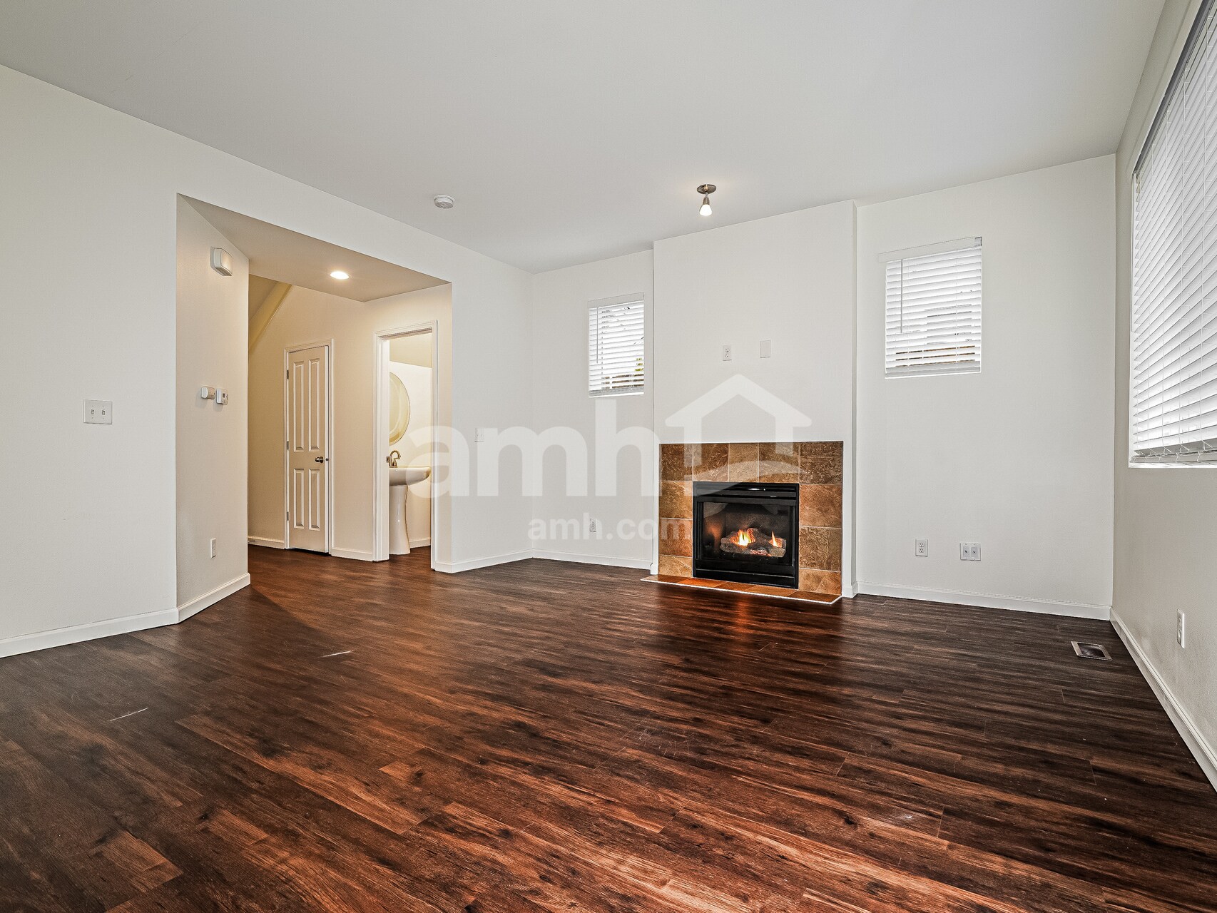 Building Photo - 748 Fenway Ln