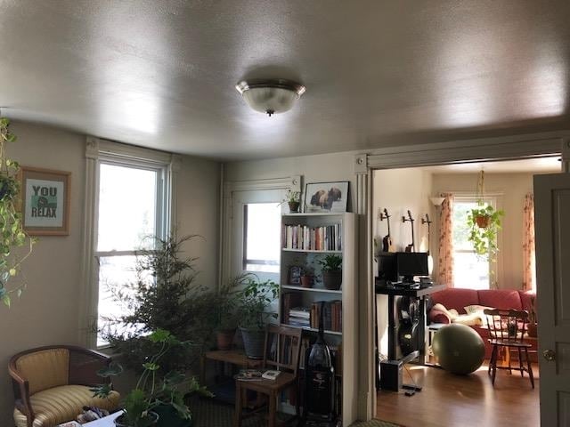 Building Photo - 1250 E Dayton St