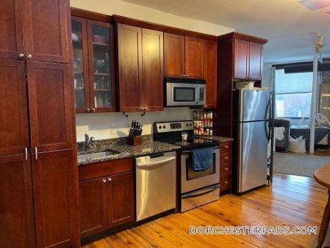 Building Photo - 600 Columbia Rd