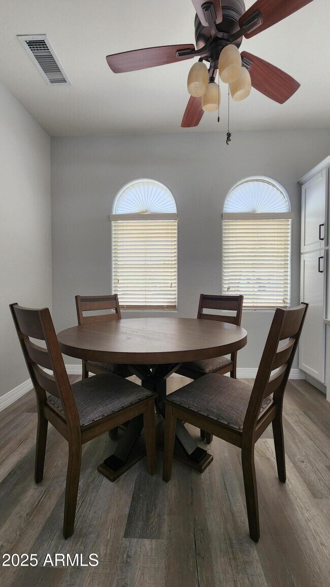 Building Photo - 16414 W Salado Creek Dr