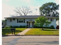 Building Photo - 631 13th St S