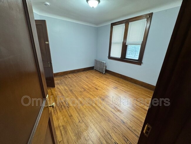 Building Photo - 8421 E 10 Mile Rd