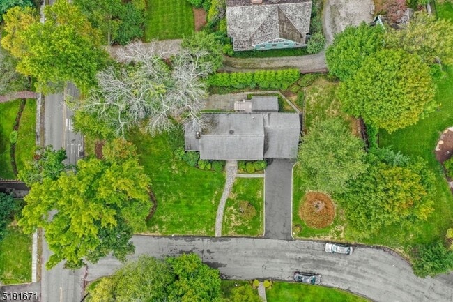 Building Photo - 1 Gapview Rd