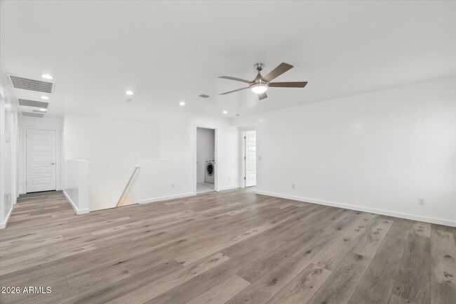 Building Photo - 37292 Yellowstone Dr