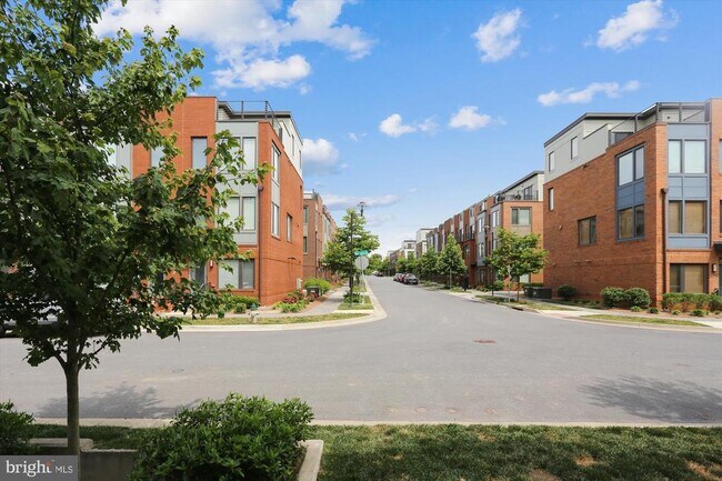 Building Photo - 8060 Red Hook St